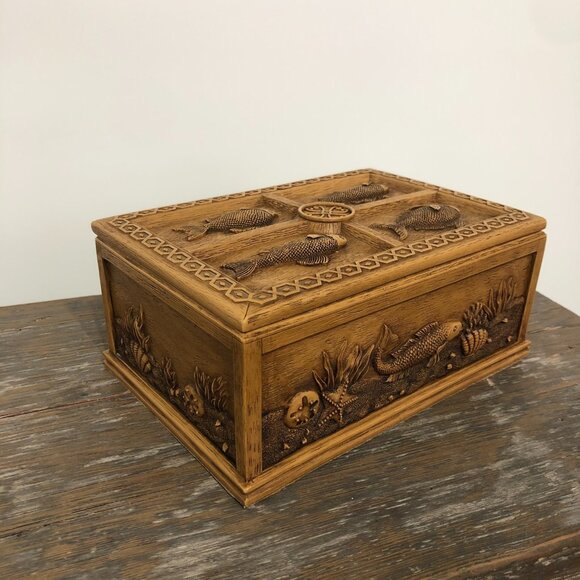 Men’s Trinket Jewelry Box Vintage Heavy Wood Resign Ocean Reef Fish Decretive - Picture 2 of 12